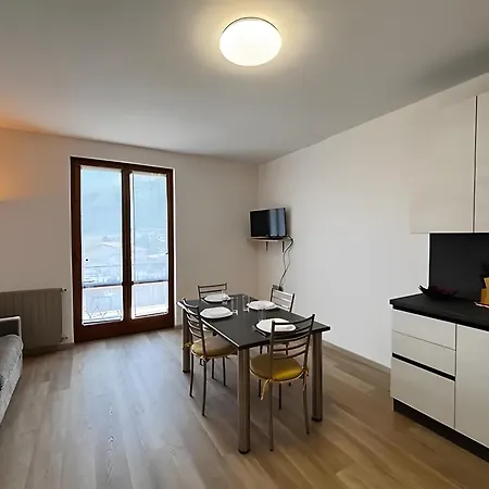 Apartment Dennis House